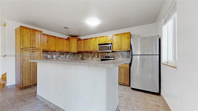 Building Photo - 15755 SW 92nd Ave