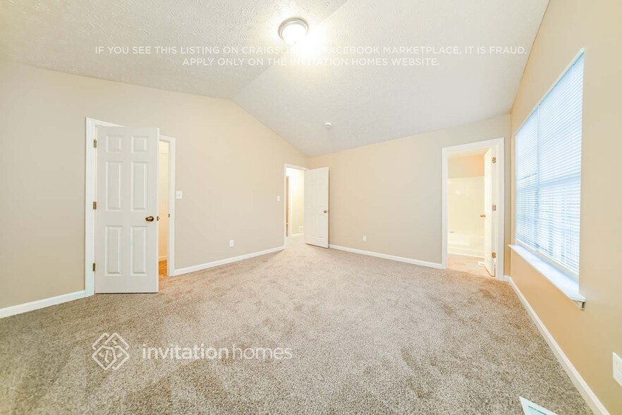 Building Photo - 12 Hale Haven Dr