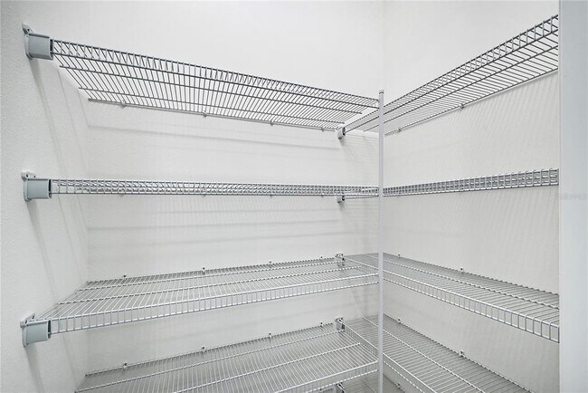 Building Photo - 8168 Sternway Rd