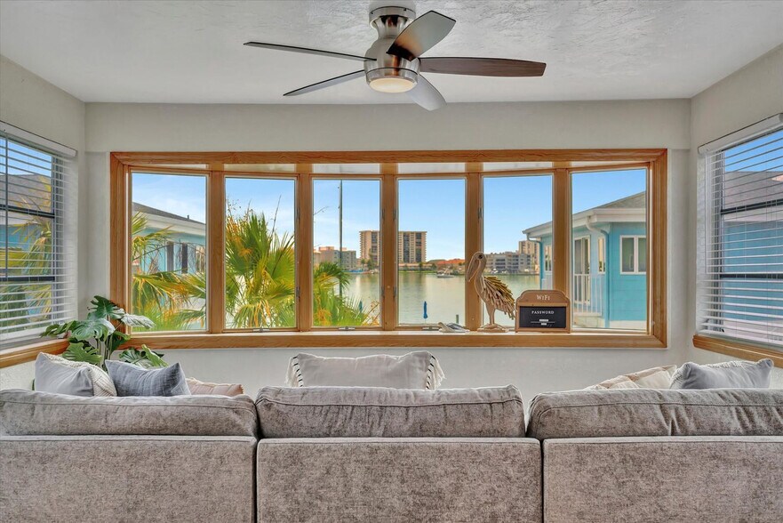 Primary Photo - 483 E Shore Dr