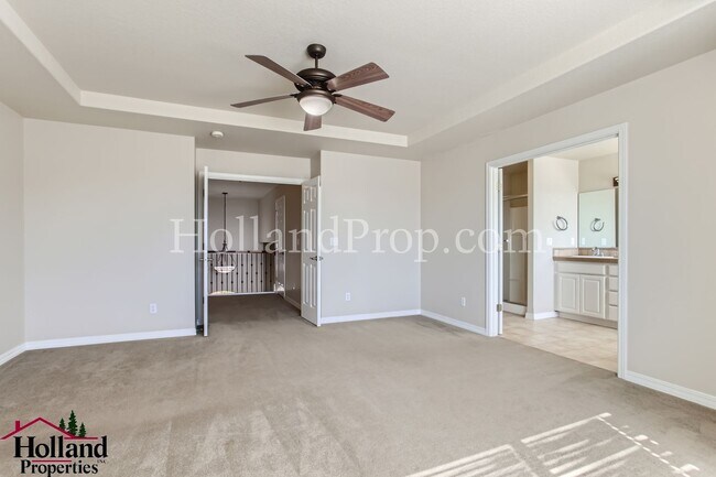 Building Photo - Beautiful 5-Bedroom Retreat with AC, Deck & Breathtaking Views