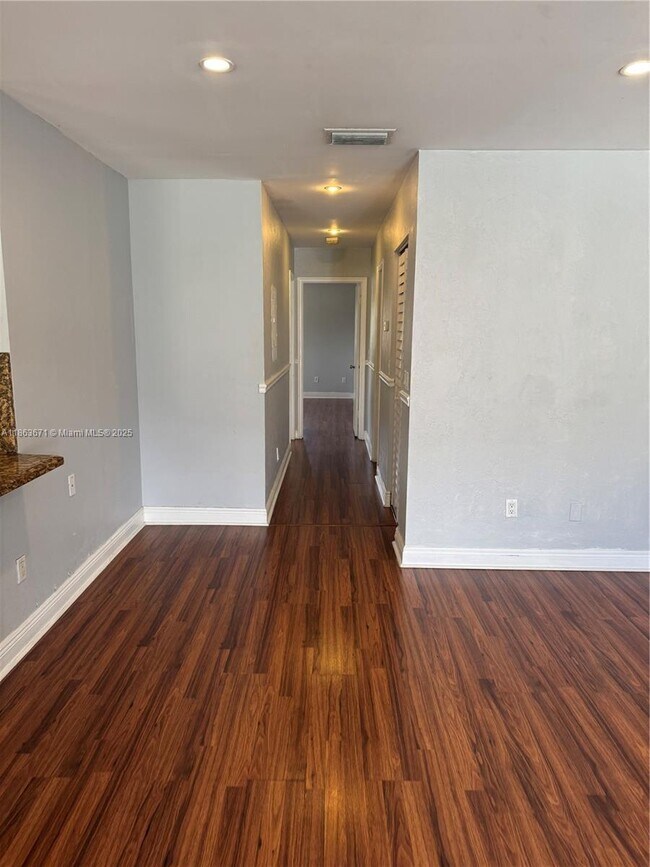 Building Photo - 13924 SW 46th Terrace