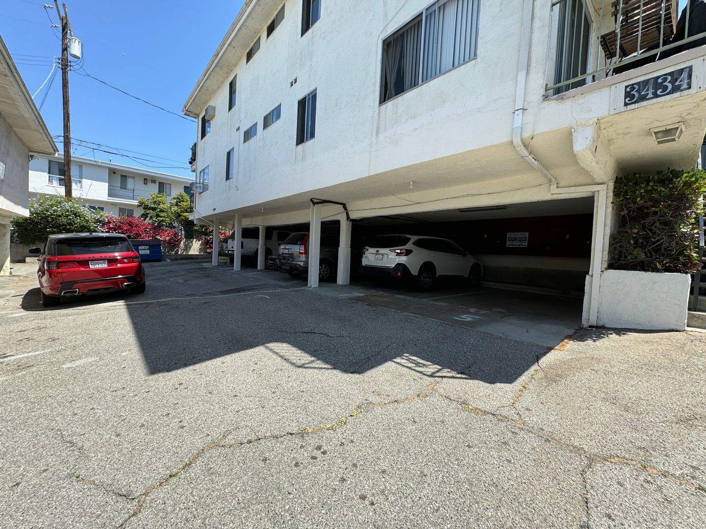 Building Photo - 3432-3434 S Centinela Ave
