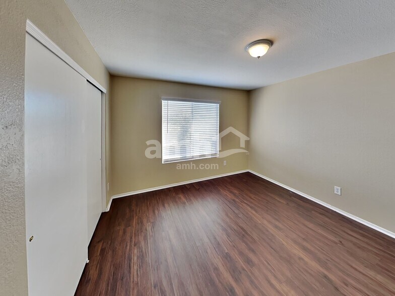 Building Photo - 6237 S Earp Wash Ln