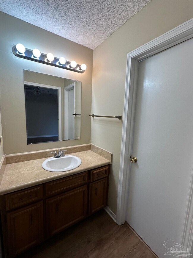 Building Photo - 2374 Windstone Dr