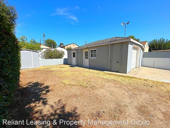 Building Photo - 2 br, 2 bath House - 10638 Mount Gleason Ave.