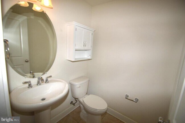 Building Photo - 408 Stabler Ln