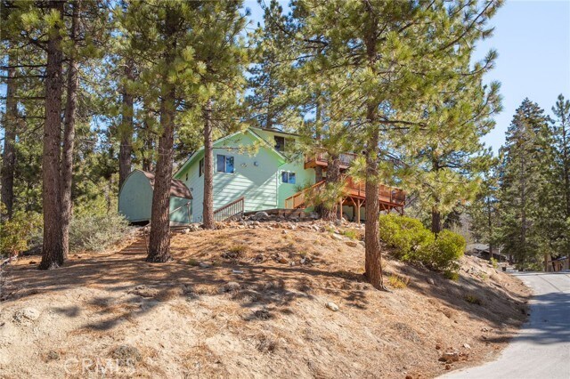 Building Photo - 39254 Cedar Dell Rd