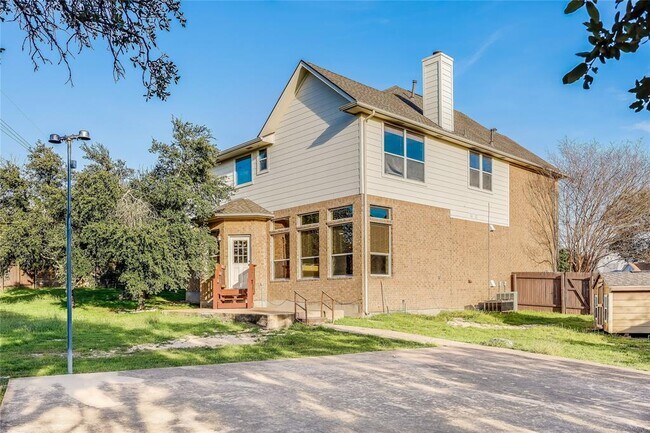 Building Photo - 9200 Hurley Cove