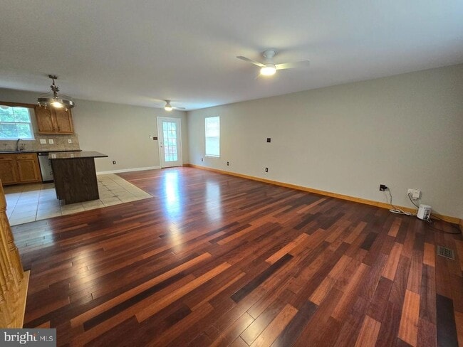 Building Photo - 20 Bonnie Lee Ct