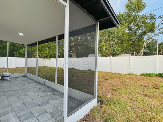 Building Photo - 2860 35th St S