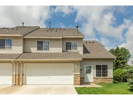 Building Photo - 808 Ferdinand Dr