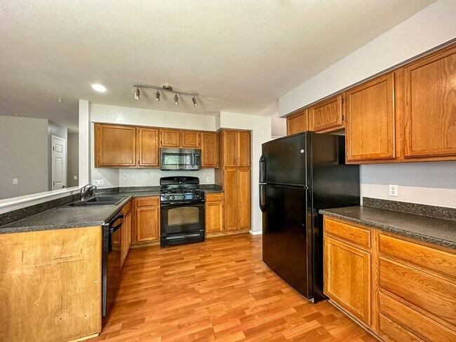 Building Photo - A perfect Highlands Ranch 4-bedroom home