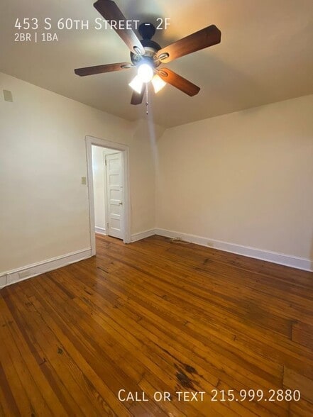 Building Photo - 453 S 60th St