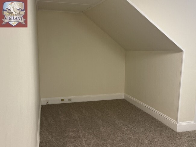 Building Photo - WA271