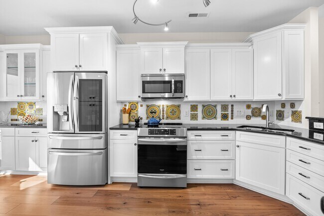 Building Photo - 4759 Lightkeepers Way