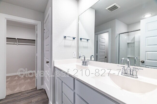 Building Photo - 5711 Topaz Wy