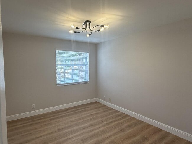 Building Photo - 7218 Panache Way