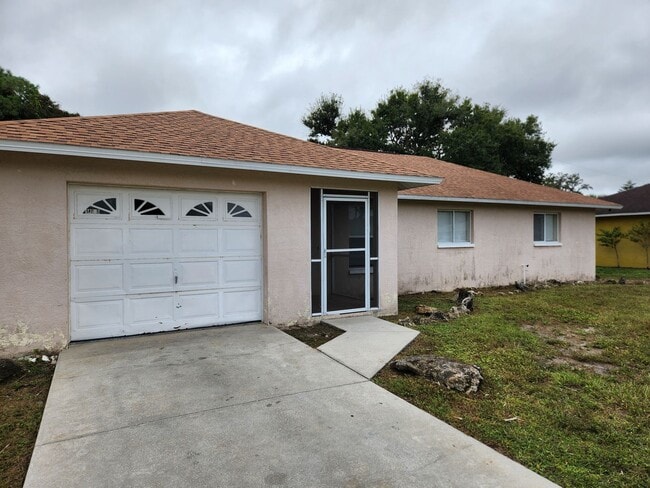 Primary Photo - 14055 Caribbean Blvd