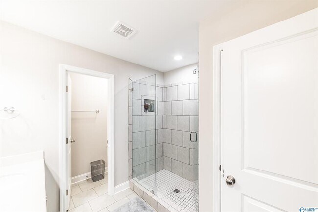 Building Photo - 108 Erskin Parcus Dr