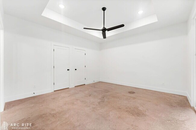 Building Photo - Pre-Leasing Fall of 2026!! Luxury Homes!!