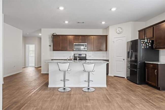 Building Photo - 936 Vogel Dr