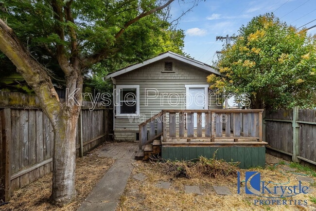 Building Photo - 126 Contra Costa St