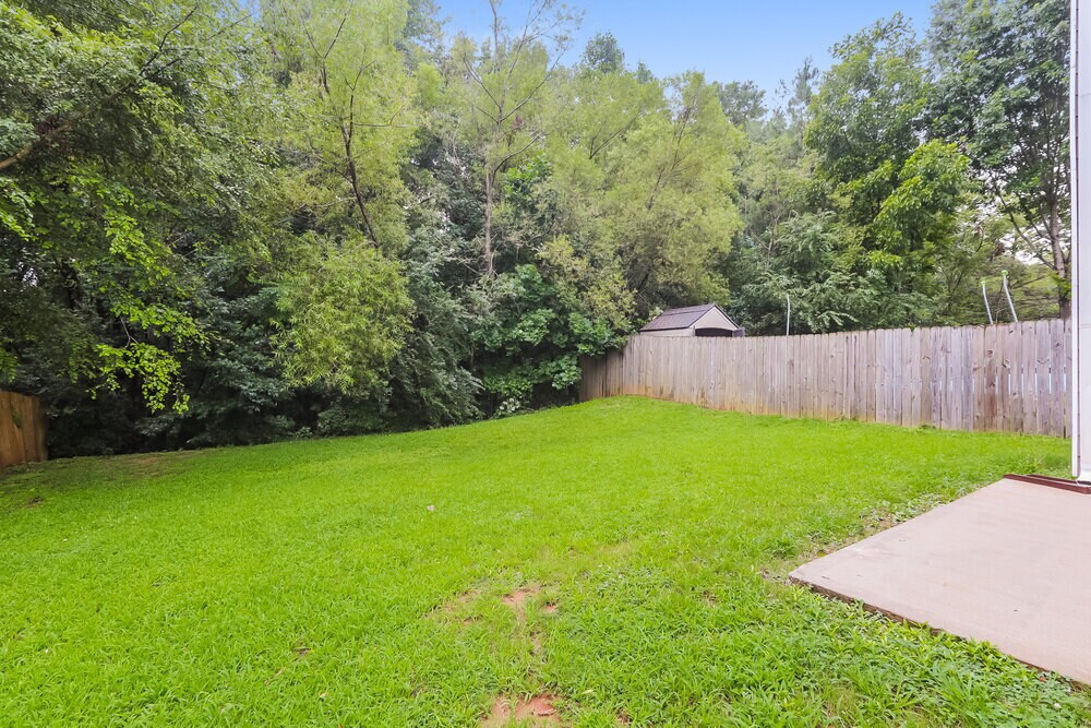Building Photo - 142 Southwind Ln
