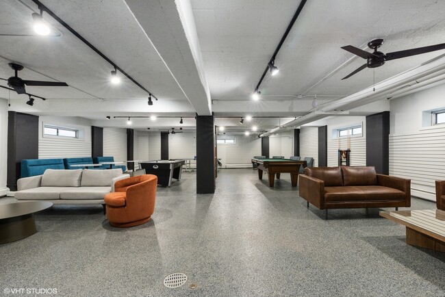 Building Photo - 4980 N Marine Dr