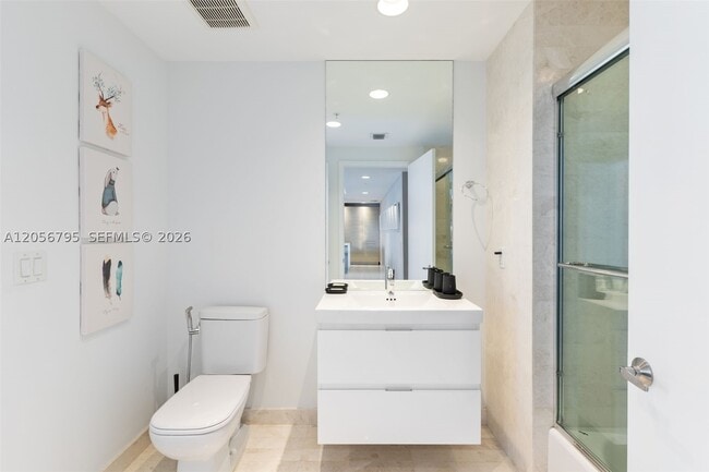 Building Photo - 17111 Biscayne Blvd