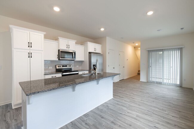 Building Photo - 436 Kinnerton Pl