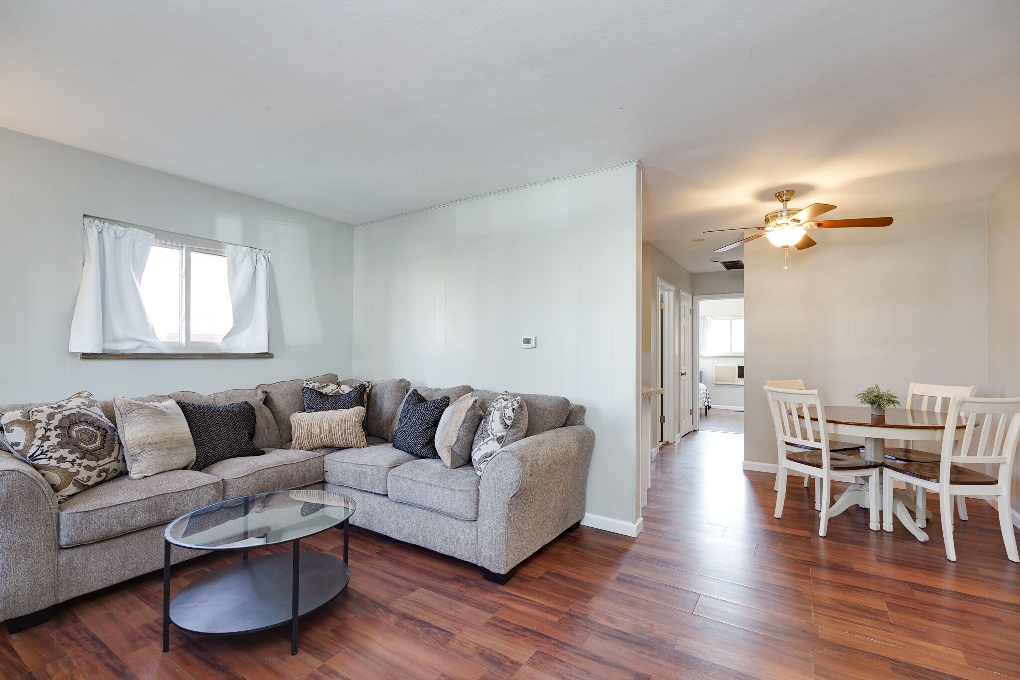 Building Photo - 3048 Southdale Dr