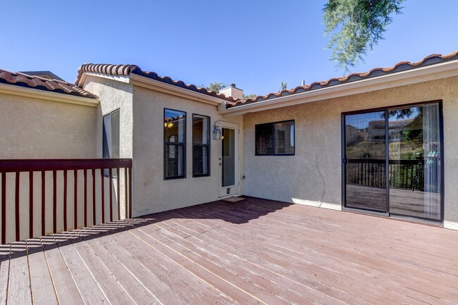 Building Photo - Pet Friendly 4 bedroom, 3 bath home for rent!