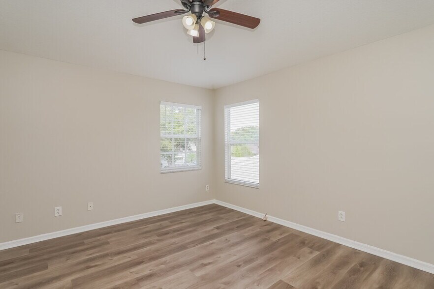 Building Photo - 12723 Adventure Dr