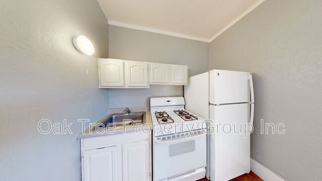 Building Photo - 1607 2nd Ave