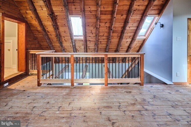 Building Photo - 4325 Lehnenberg Rd
