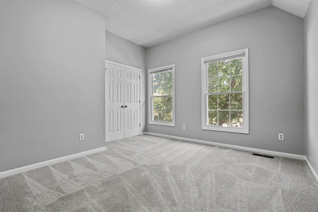 Building Photo - 6128 157th St