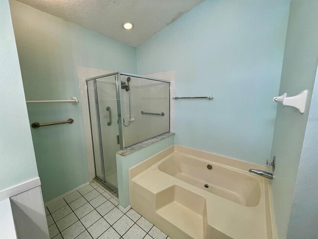 Building Photo - 4337 Edenrose Way
