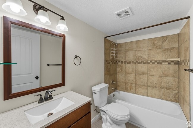 Building Photo - 2748 S 1100 E