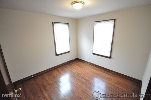 Building Photo - 2 br, 1 bath Townhome - 1611 Ashland Ave