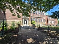 Building Photo - 130 Beach St