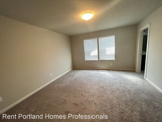 Building Photo - 4 br, 2.5 bath House - 31482 NW Turel Drive