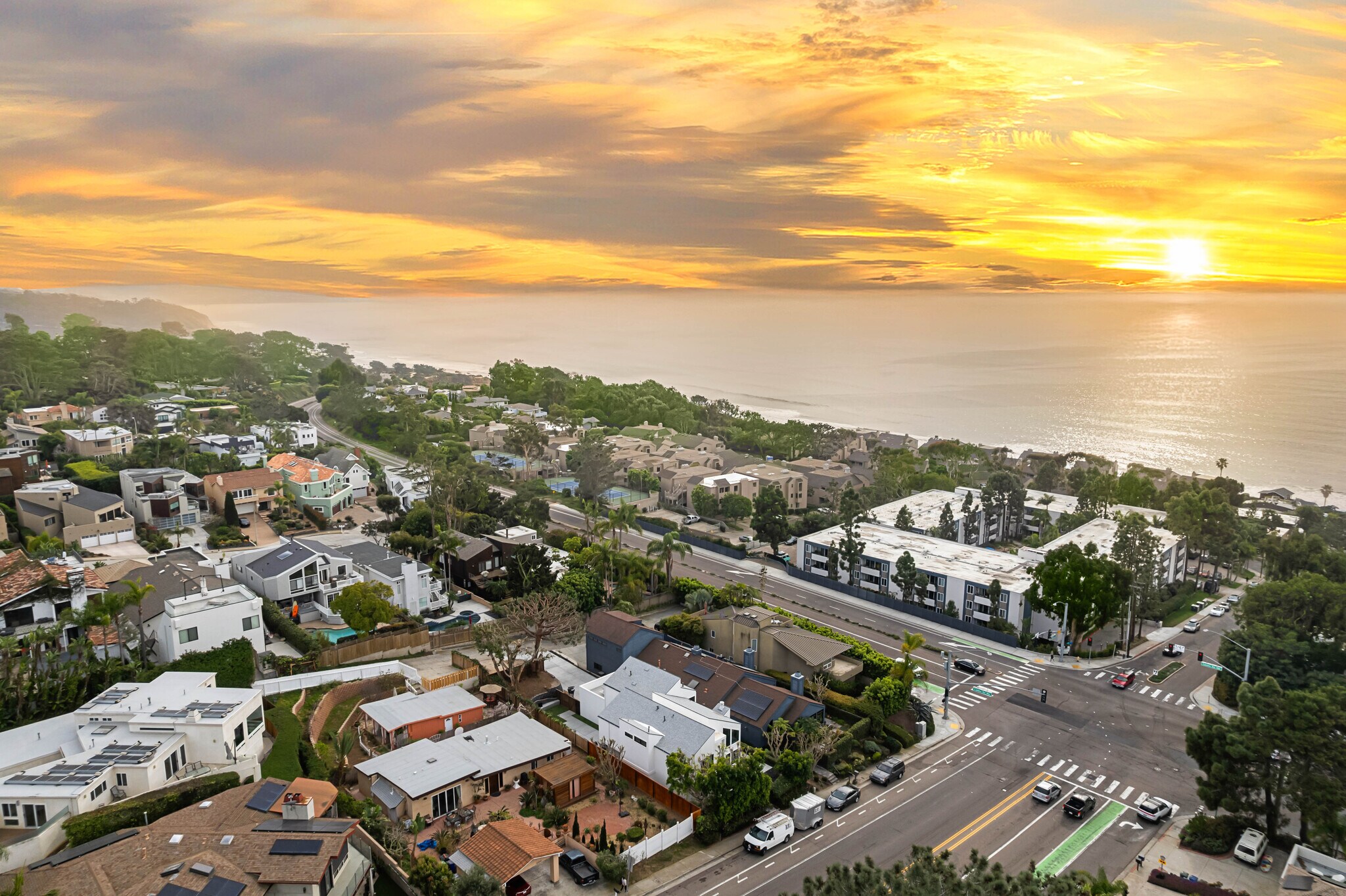 Building Photo - 2029 Del Mar Heights Rd