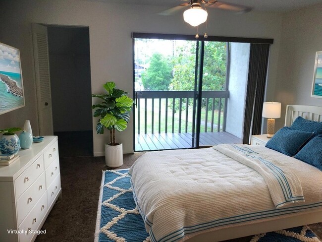 Building Photo - 2649 Surrey Ct