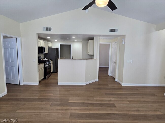 Building Photo - 9975 Peace Way