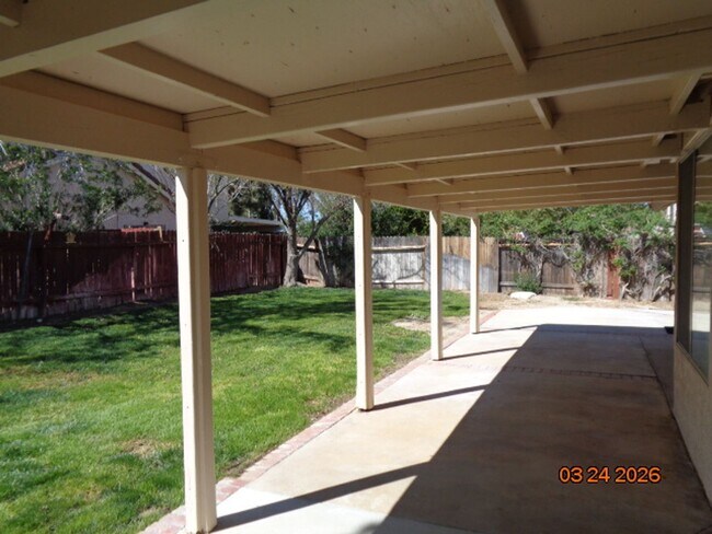 Building Photo - Rancho Vista 1 Stroy Offering 1700 sq. ft.