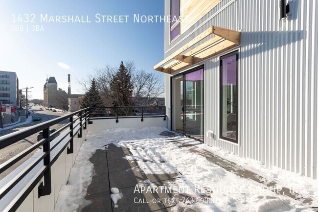 Building Photo - 1432 Marshall St NE