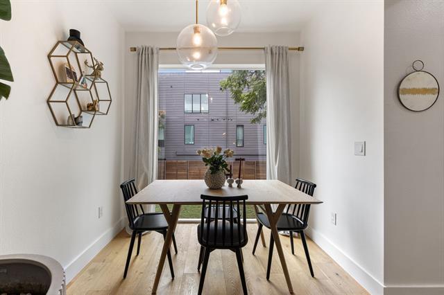 Building Photo - 2222 Moser Ave