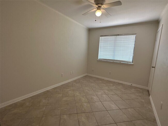 Building Photo - 12333 Tomanet Trail