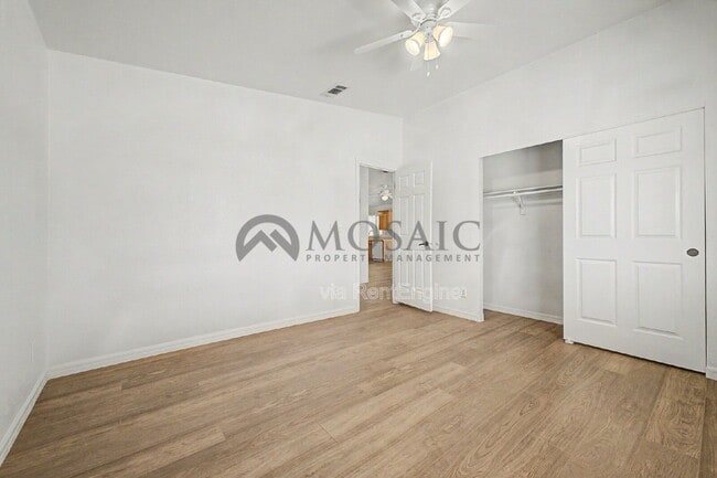 Building Photo - 1625 S 74th St